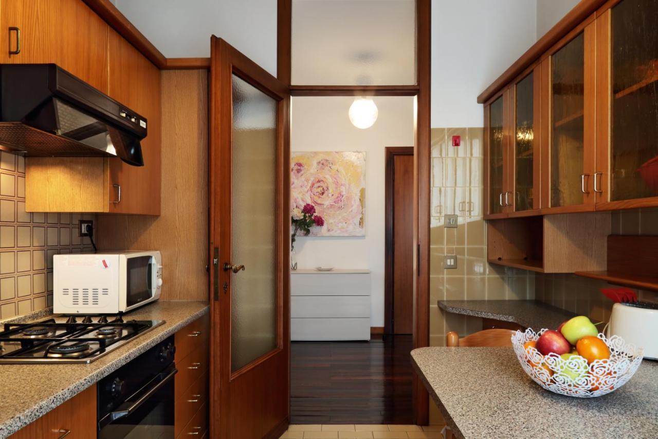 Appartamento Con 2 Camere E Garage Privato! Padova Luaran gambar