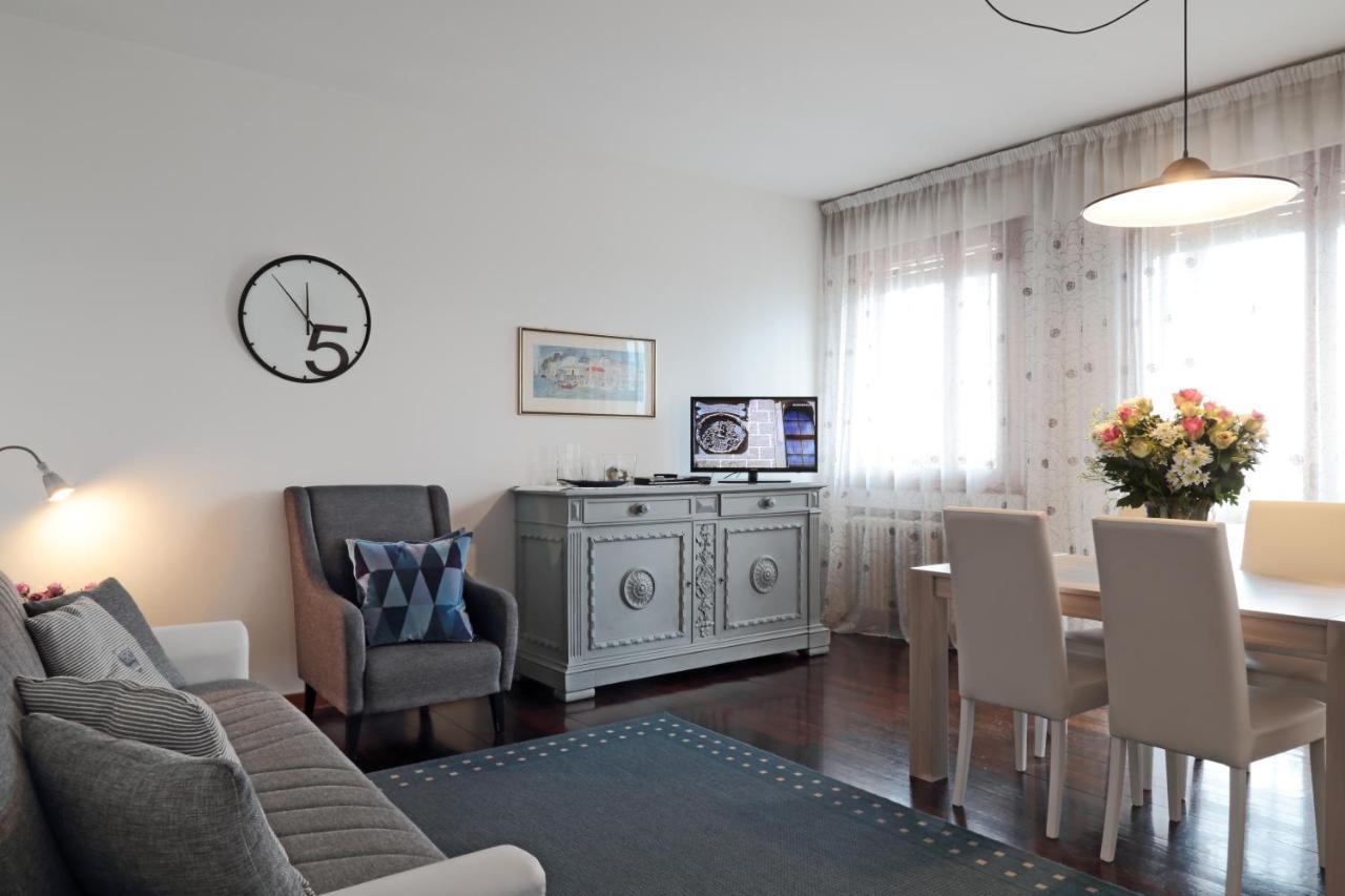 Appartamento Con 2 Camere E Garage Privato! Padova Luaran gambar
