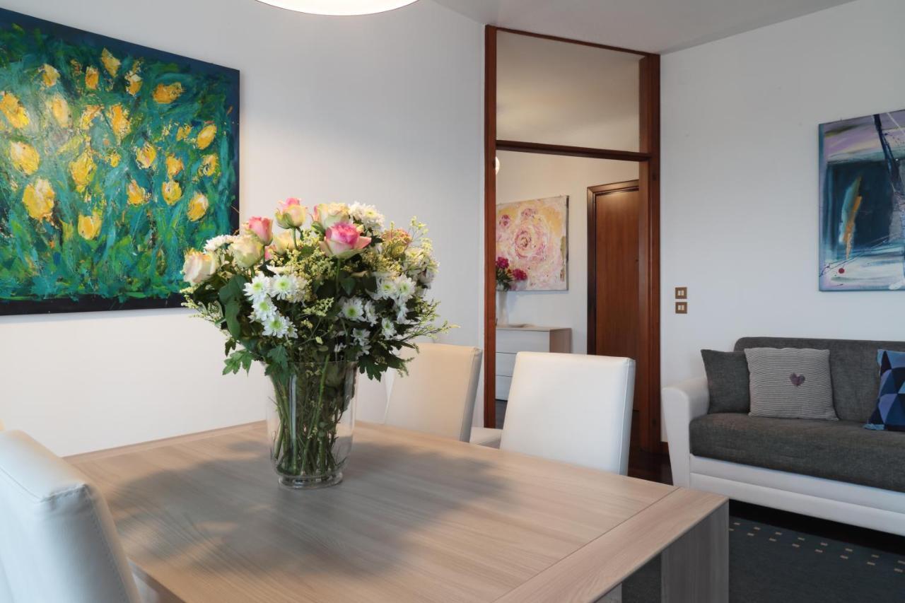Appartamento Con 2 Camere E Garage Privato! Padova Luaran gambar
