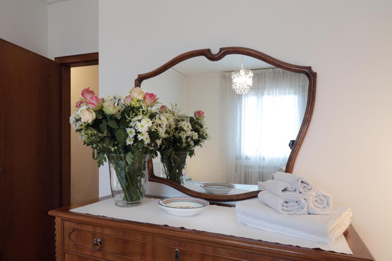 Appartamento Con 2 Camere E Garage Privato! Padova Luaran gambar